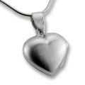 Herzförmiges Medaillon aus mattiertem 925 Silber
