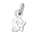 Nagelpiercing mit Silber Design