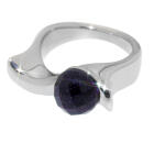 SONDERANGEBOT Ring aus Edelstahl mit schwarzem facettierten Stein