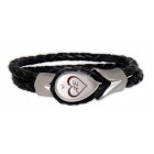 Gravurbeispiel Braided leather bracelet with teardrop clasp and custom engraving