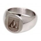 Gravurbeispiel Signet ring made of stainless steel with a round engraving area with an individual engraving