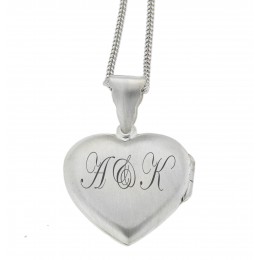 Heart-shaped medallion pendant made of 925 silver that can be opened with an individual engraving