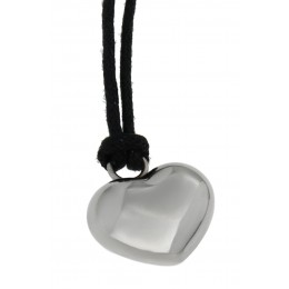 Shiny stainless steel heart pendant with cotton cord