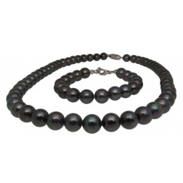 Necklace with bracelet consisting of patent pearls in shimmering anthracite