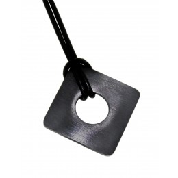 Diamond-shaped pendant made of stainless steel with a round cut-out, black