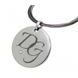 Titanium pendant with engraving round with zirconia