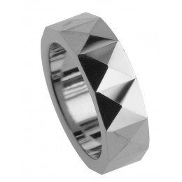 Tungsten ring with pyramid design