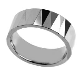 Ring in tungsten with a lace design