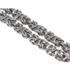 King&#039;s necklace made of stainless steel in three different lengths