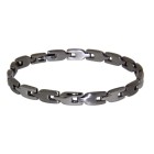 Stainless steel bracelet 21.5cm in length, alternately brushed and polished